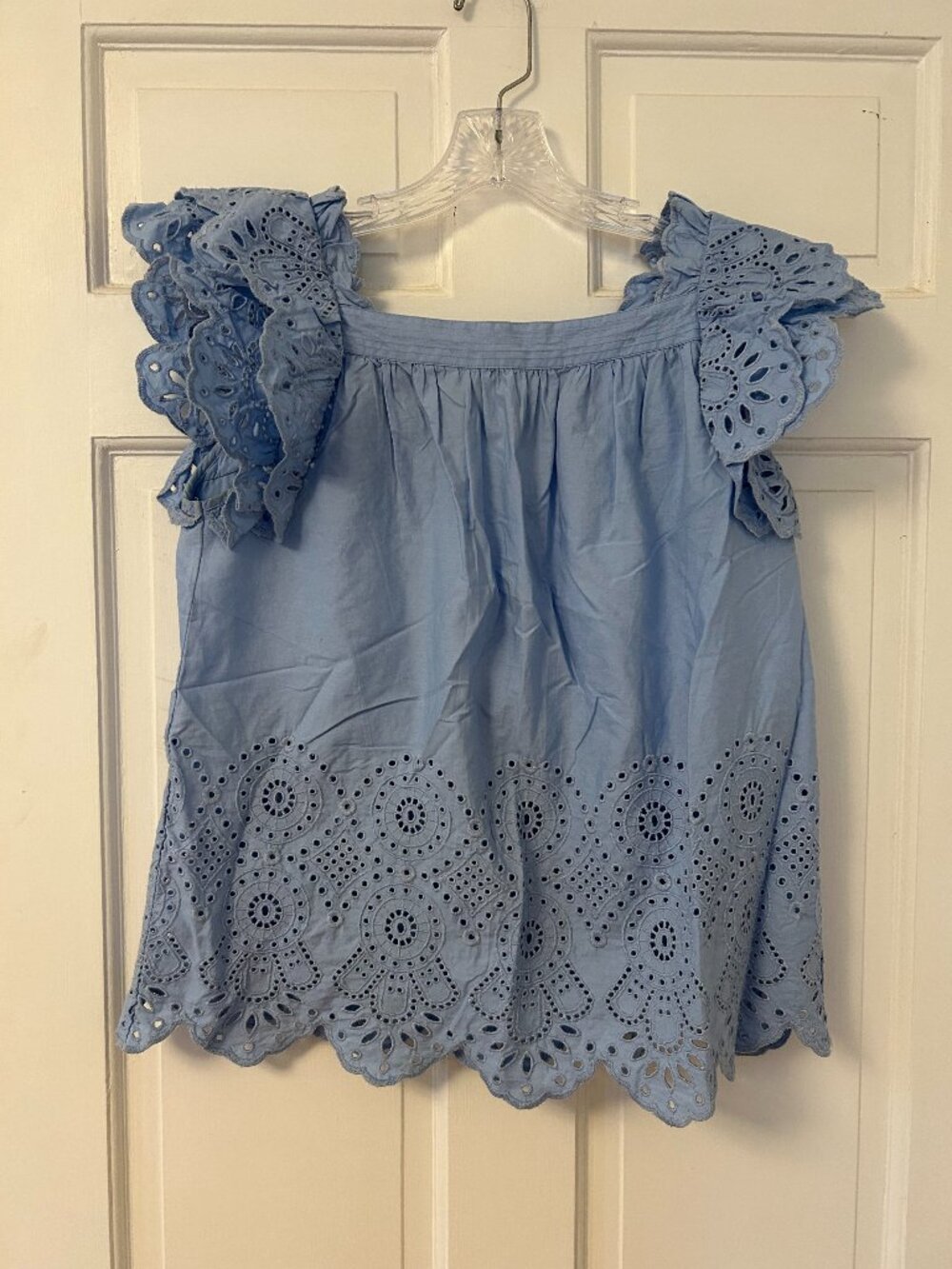 Crown & Ivy Blue Eyelet Blouse Size Small